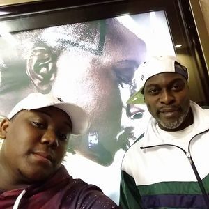 Meet your Posher, Phillip